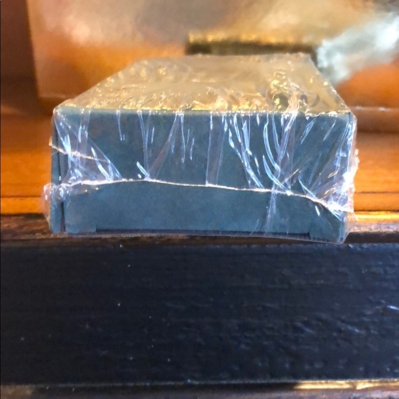 Marc Jacobs Decadence Lotion 5.0 FL Oz - Picture 3 of 5